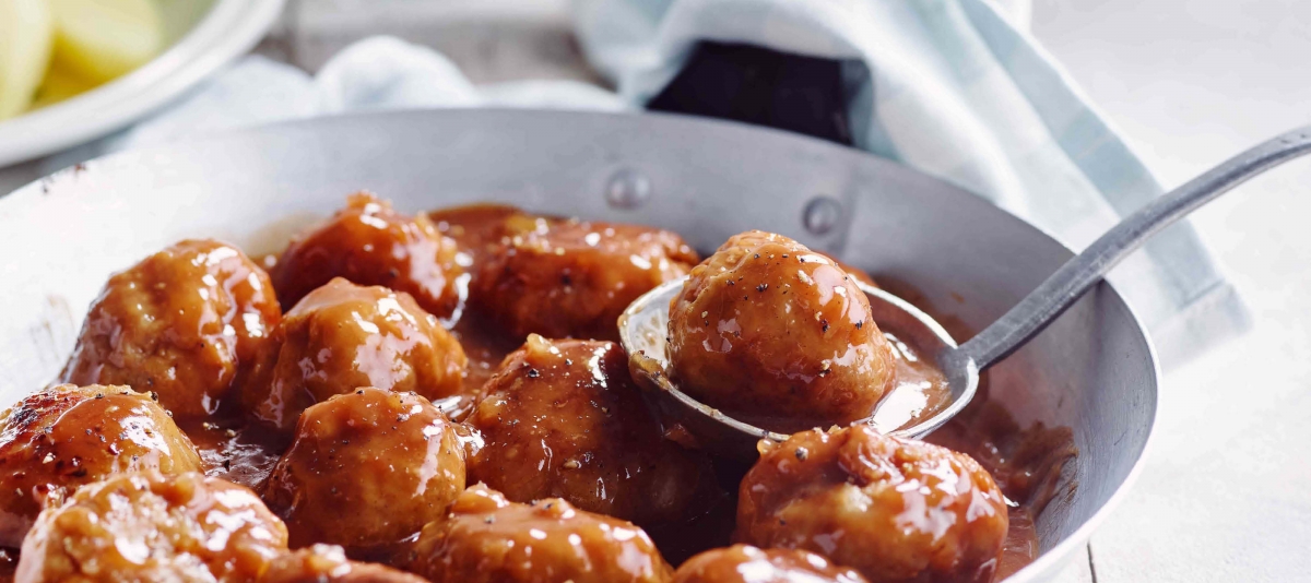 Meatballs with Liege syrup Candy Delhalle